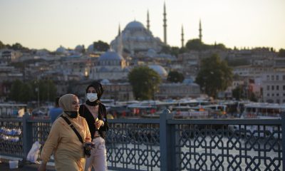 Джеф Флейк се превъплъти за кратко в Джеймс Бонд.