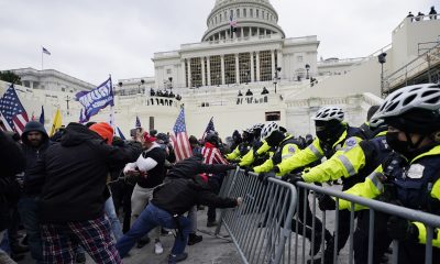 Четирима членове на групировката Oath Keepers признати за виновни в конспирация заради 6 януари