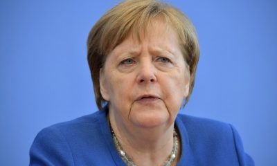 "Ало, говори Порошенко": Руснаци се пошегуваха по телефона с Ангела Меркел