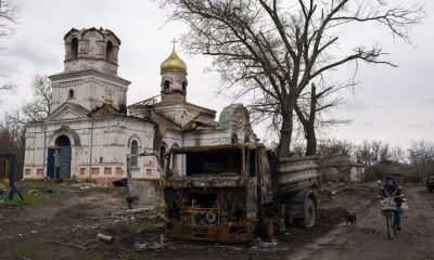 разрушена църква Украйна