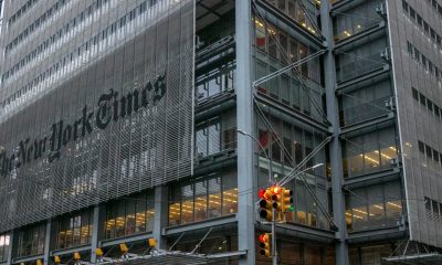 Въоръжен с брадва и меч опита да влезе в редакцията на New York Times