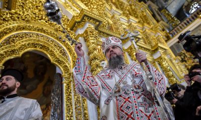 Зеленски гони от Украйна 13 свещеници. Москва: Това е сатанизъм